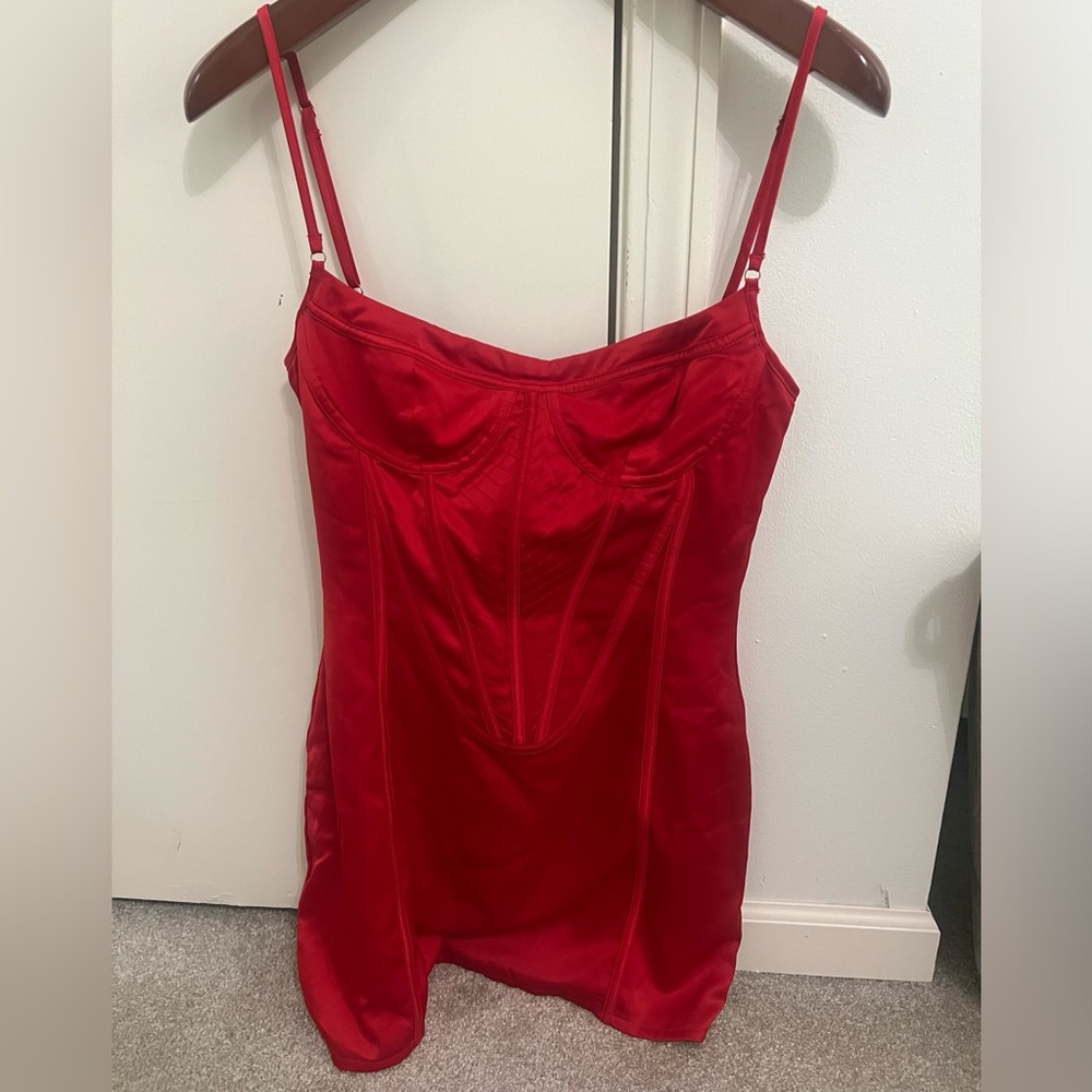 White Fox “Let me love you” mini dress in red size M
